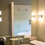 Grays Court Hotel 4*