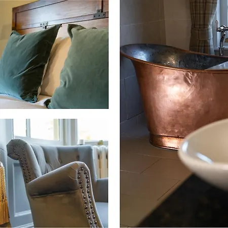 Grays Court 4*