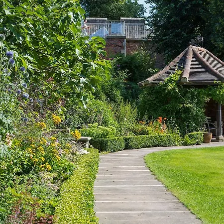 Отель Grays Court