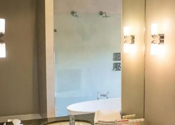 Grays Court Hotel 4*